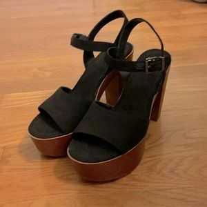 High heeled sandals! NWOT
